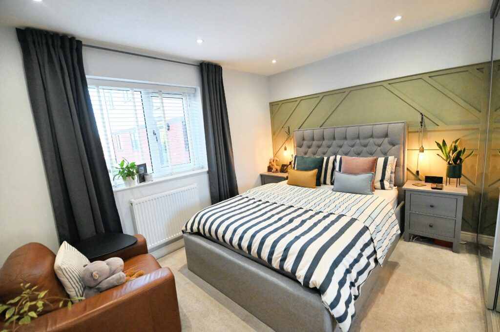 Farrier Close, Swinton, M27