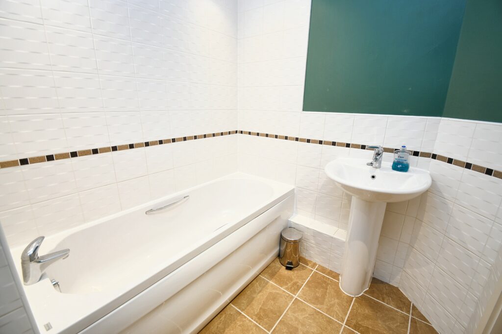 Wellington Road, Eccles, M30