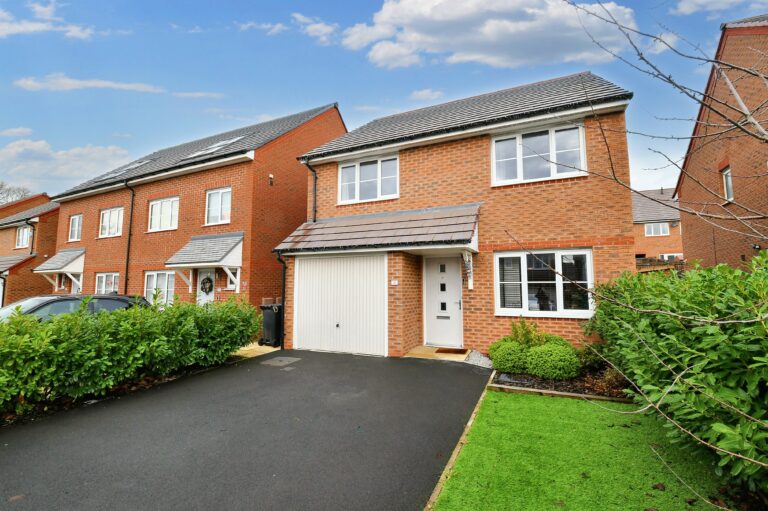 Garrett Meadow, Tyldesley, M29