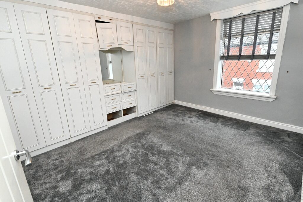 Johnson Street, Swinton, M27