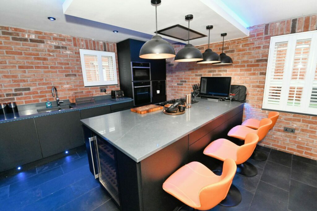 Sillavan Close, Swinton, M27