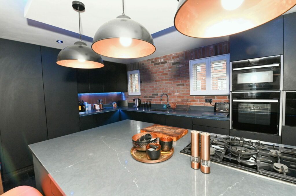 Sillavan Close, Swinton, M27