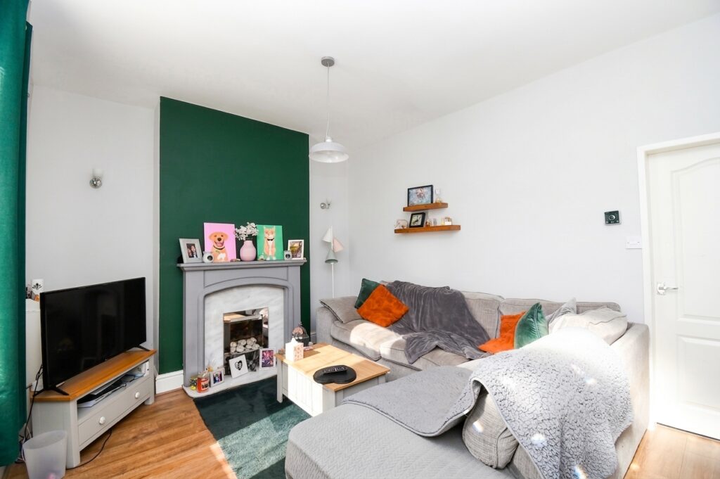 Reginald Street, Eccles, M30