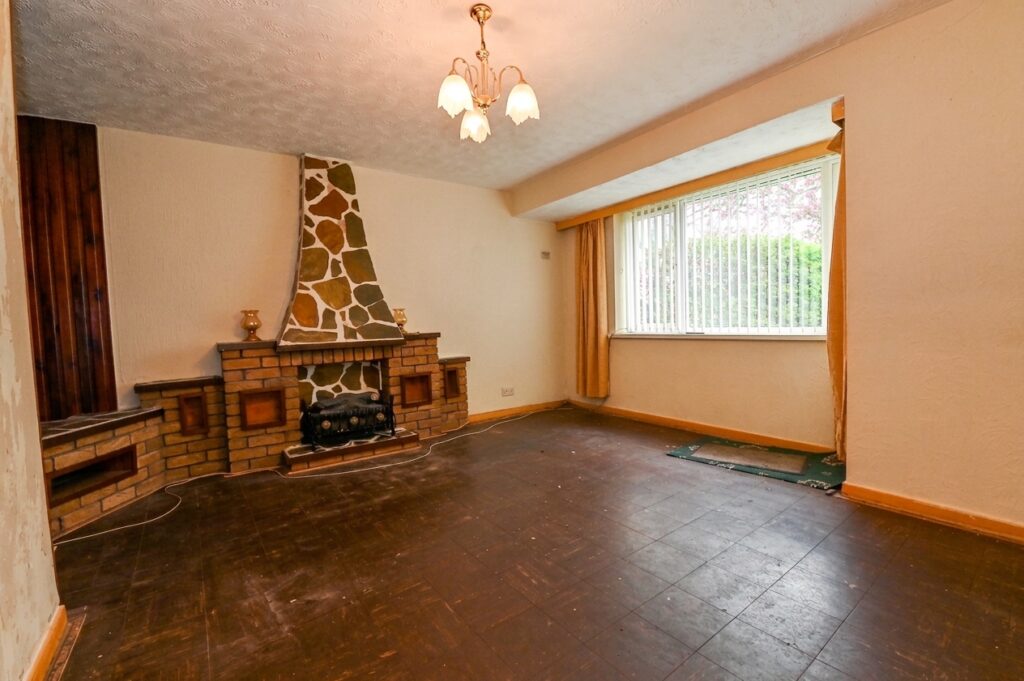 Bridge Street, Swinton, M27