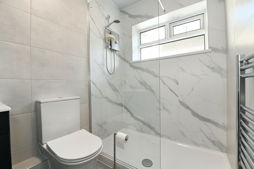 Hawthorne Drive, Worsley, M28