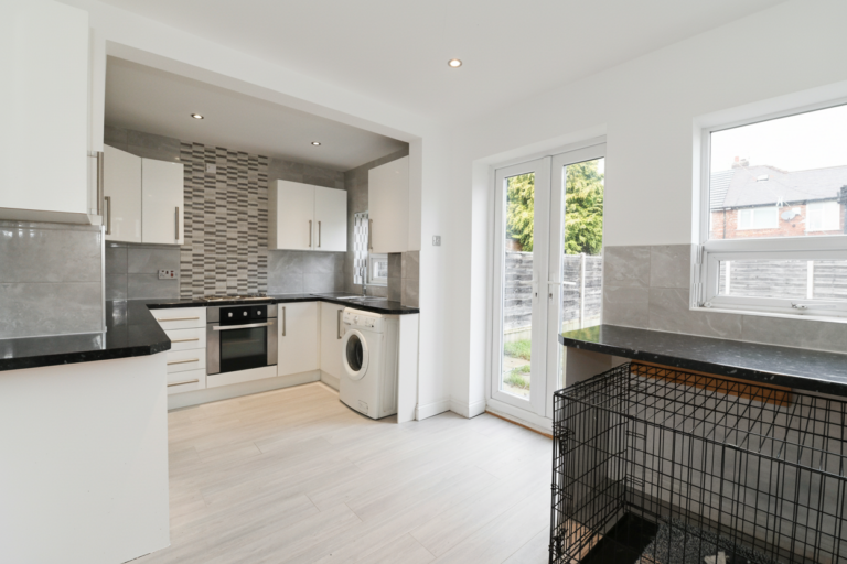 Deepdale Drive, Swinton, M27