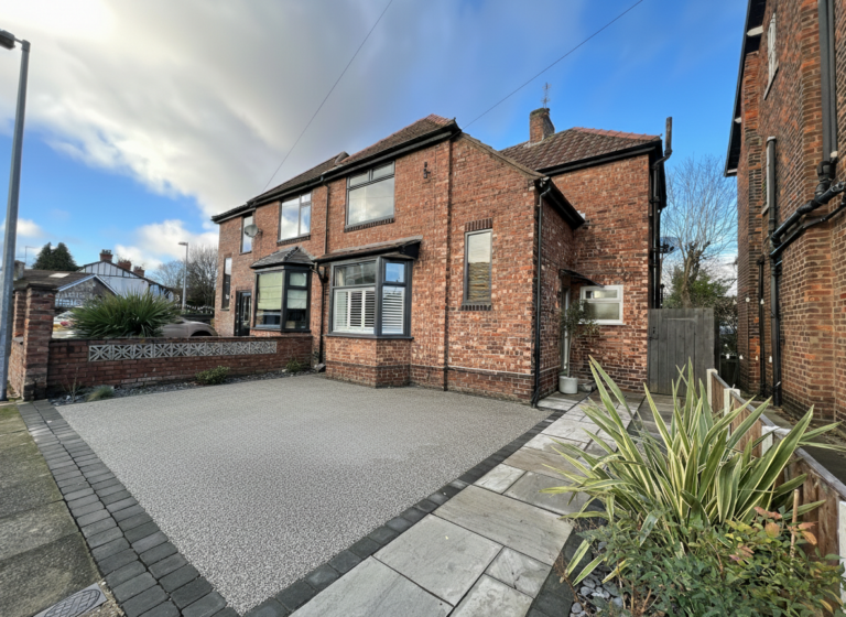 Snowdon Road, Eccles, M30