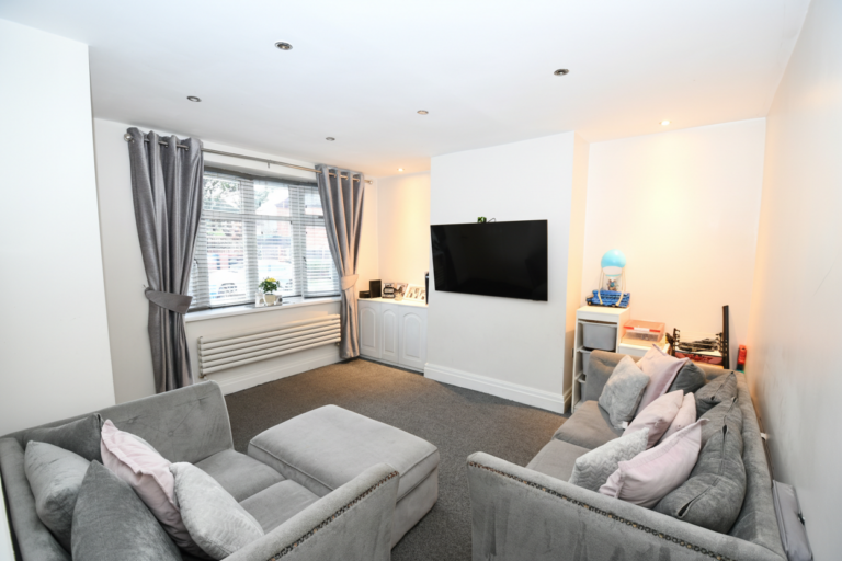 Dalton Drive, Swinton, M27