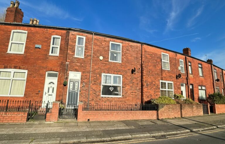 Green Lane, Eccles, M30