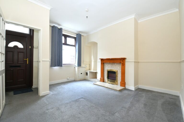 Henry Street, Tyldesley, M29