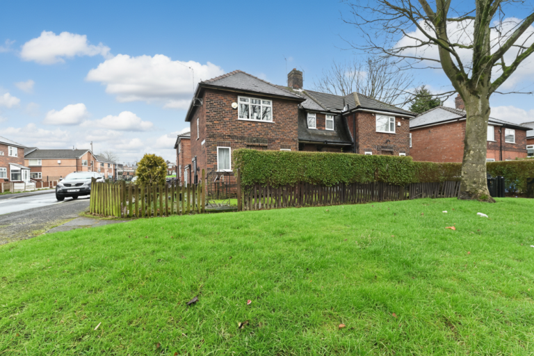 Dorning Road, Swinton, M27