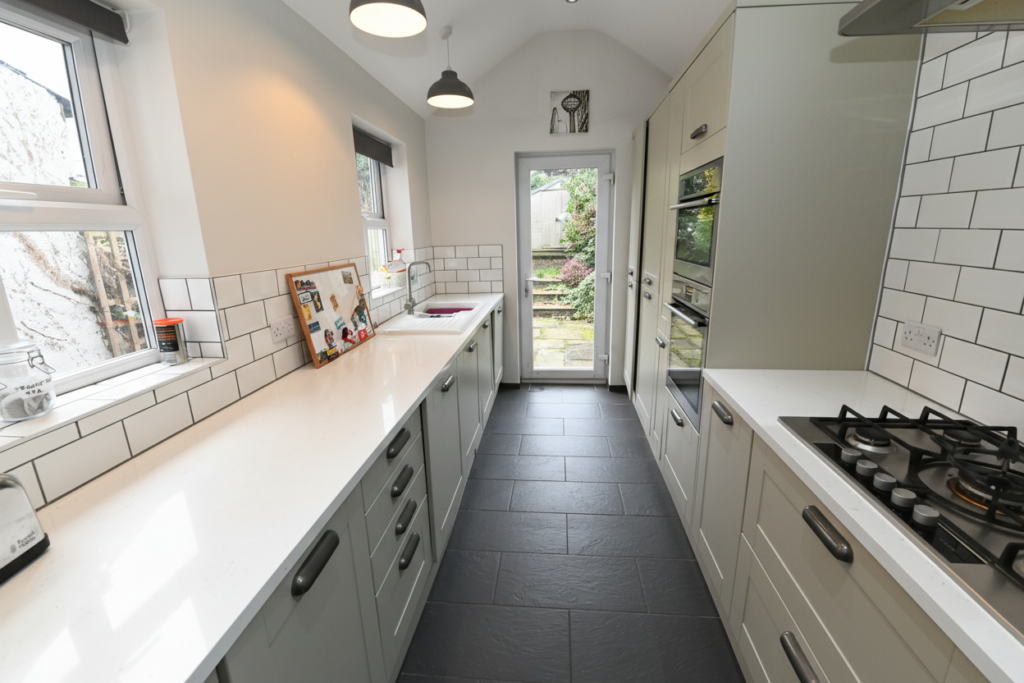 Greenleach Lane, Worsley, M28