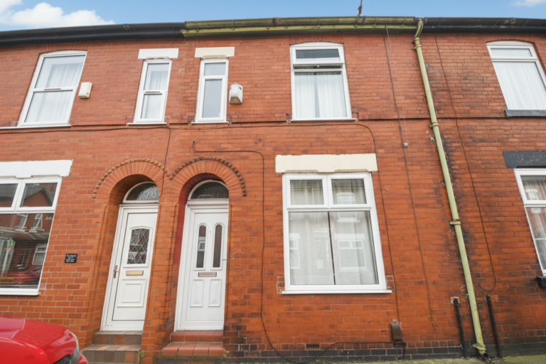 Halstead Avenue, Salford, M6