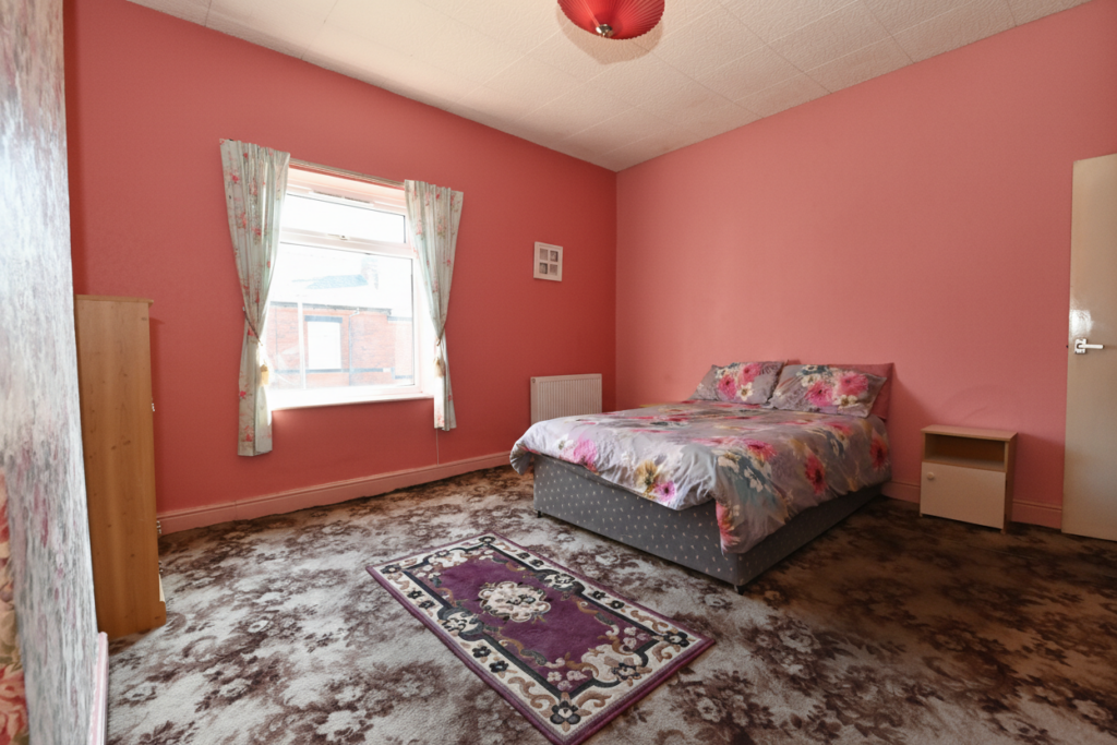 Clarendon Road, Swinton, M27