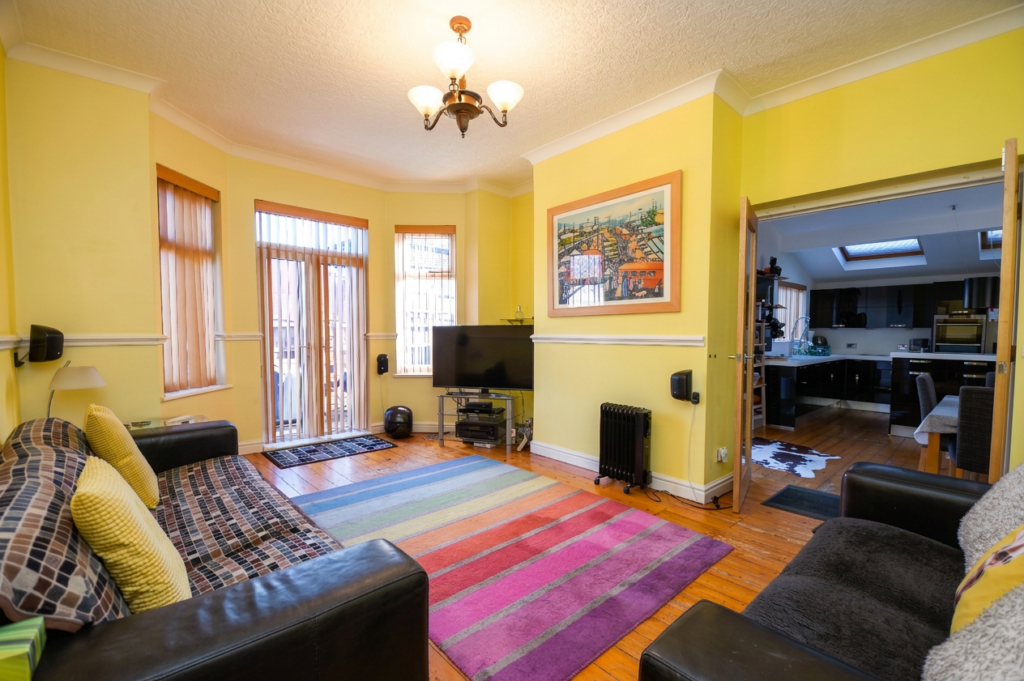 Bolton Road, Salford, M6