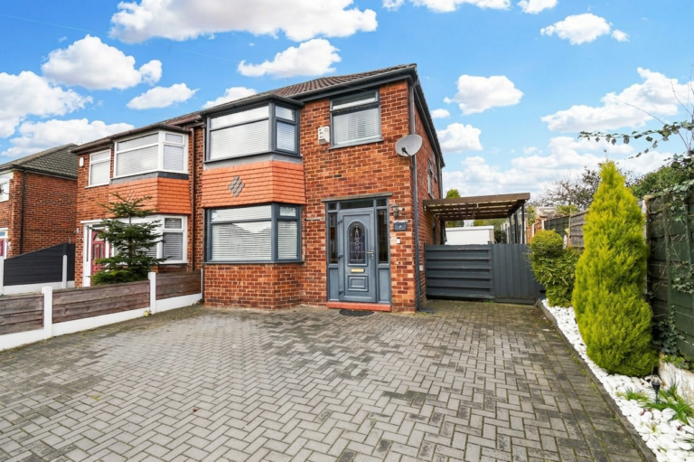Parkstone Road, Irlam, M44