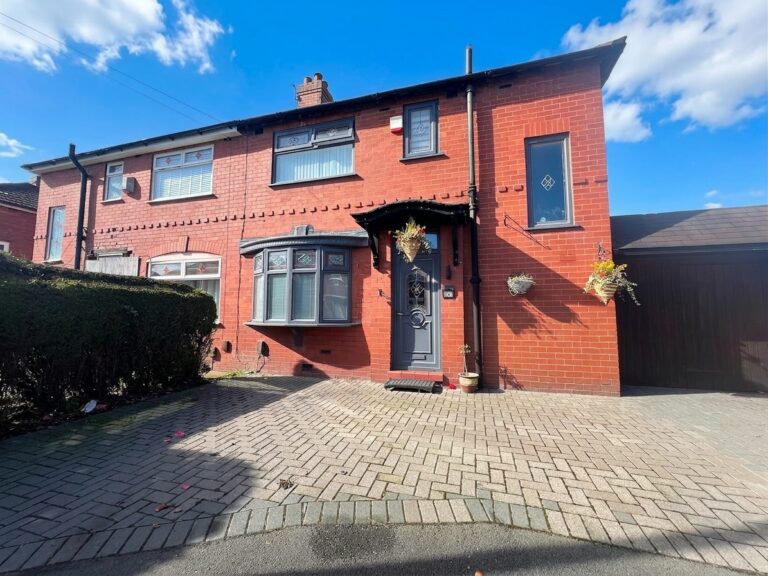 Elsinore Avenue, Irlam, M44