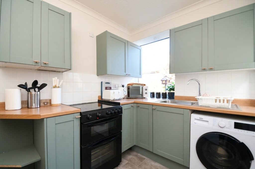 Gore Crescent, Salford, M5