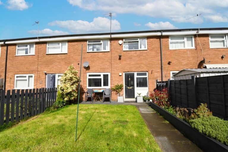 Trentham Lawns, Salford, M6