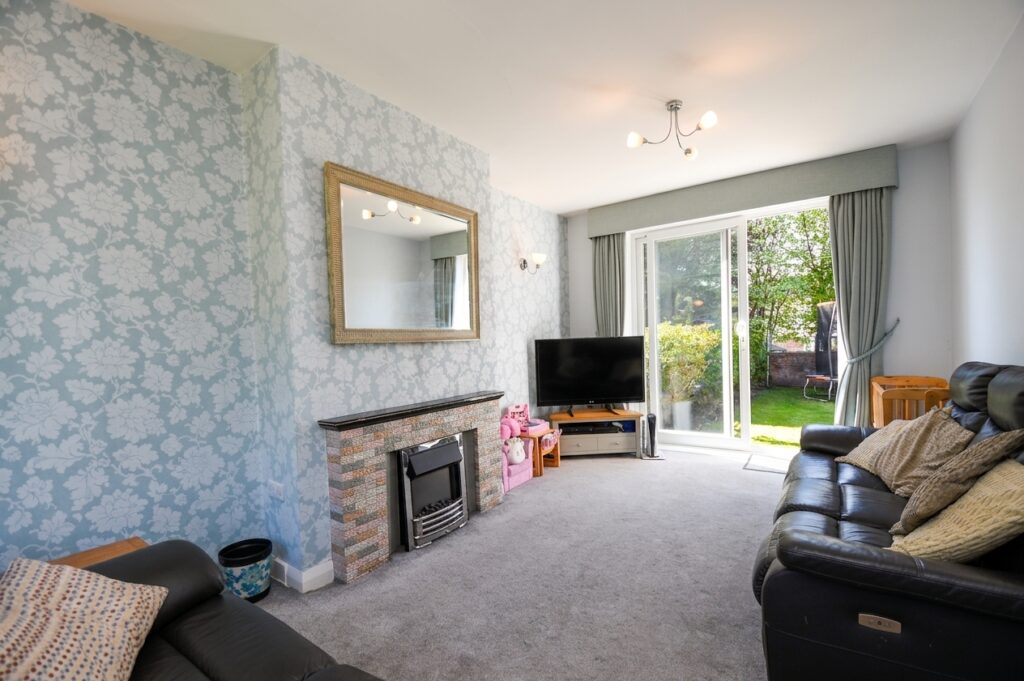 Bolton Road, Salford, M6