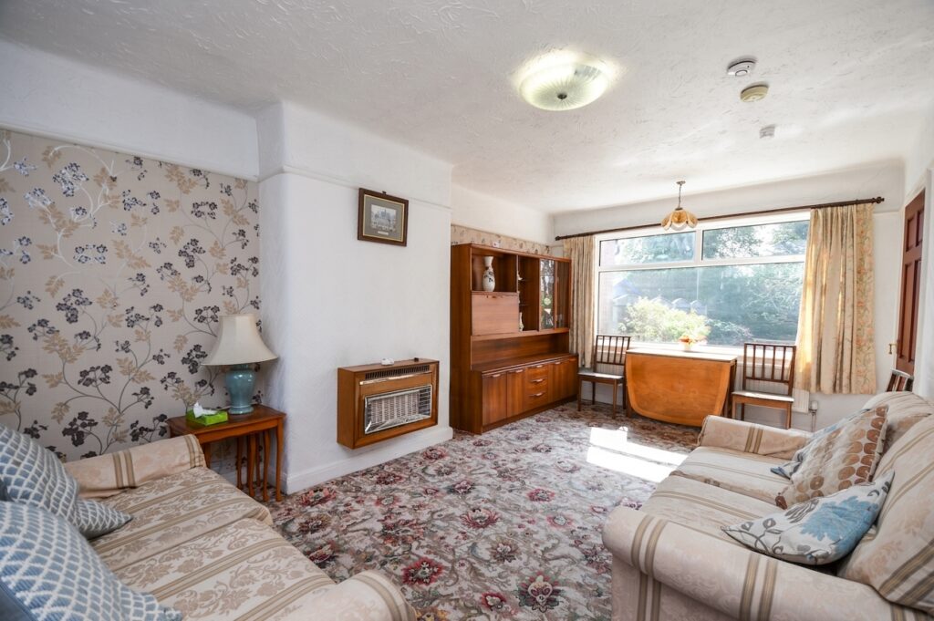 Oakwood Drive, Salford, M6