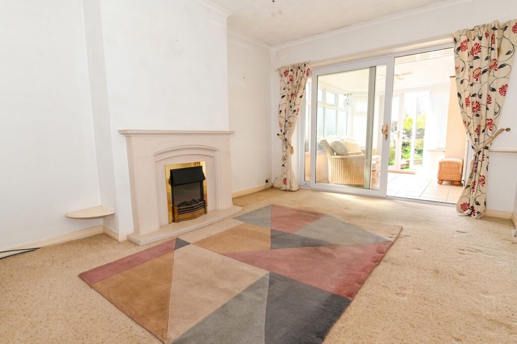 Walnut Close, Swinton, M27